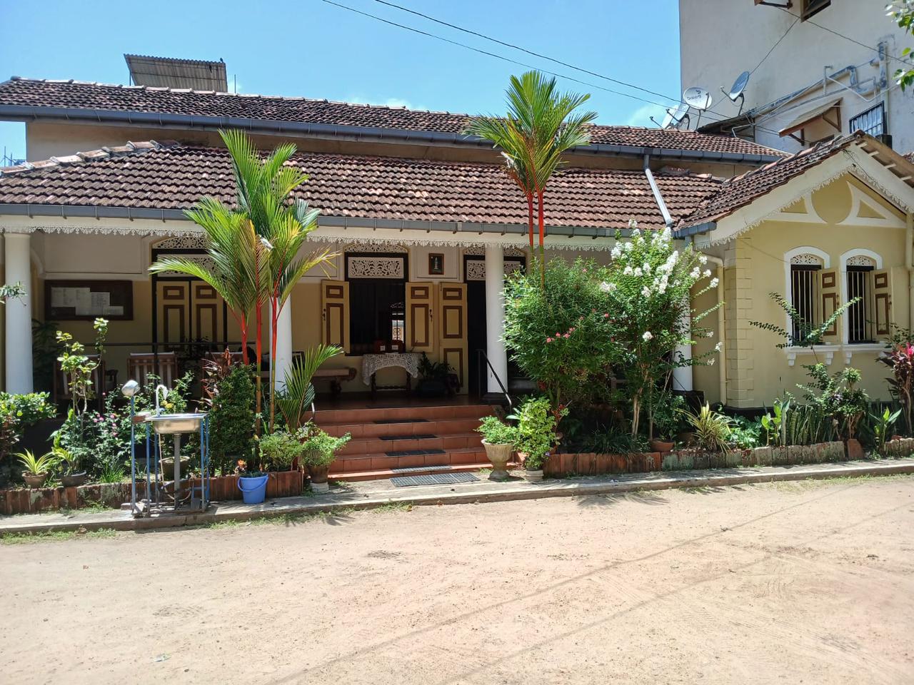 Mallika Elders Home